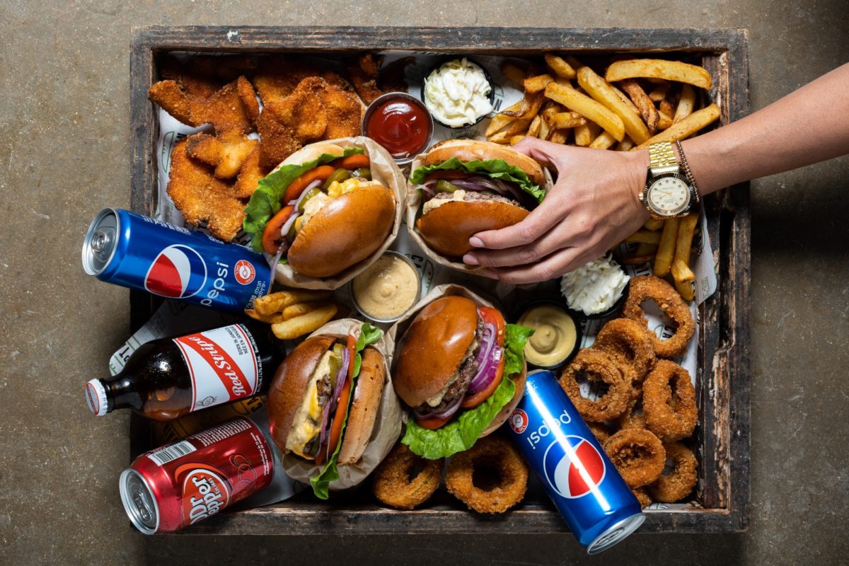 היסטוריית ההמבורגר – פרק 10 – מסעדות המבורגר – כמה אנקדוטות לסיום.